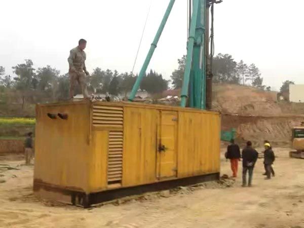 甘孜如何判断水冷式机油散热器密封件是否需要更换？